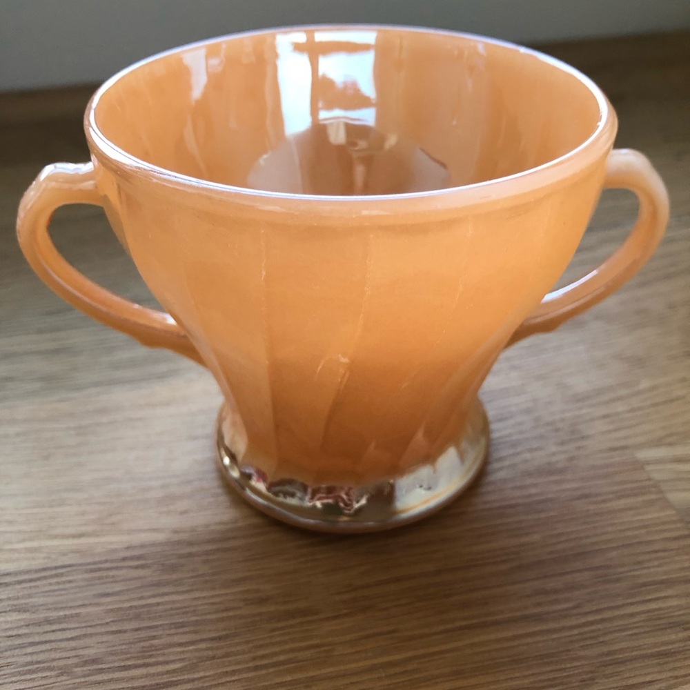 Vintage Anchor Hocking FIRE KING Peach Lustre Collectible Sugar Bowl Made in USA